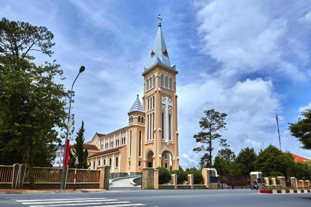 Hotel Hodota The Blessed Virgin Dalat Esterno foto